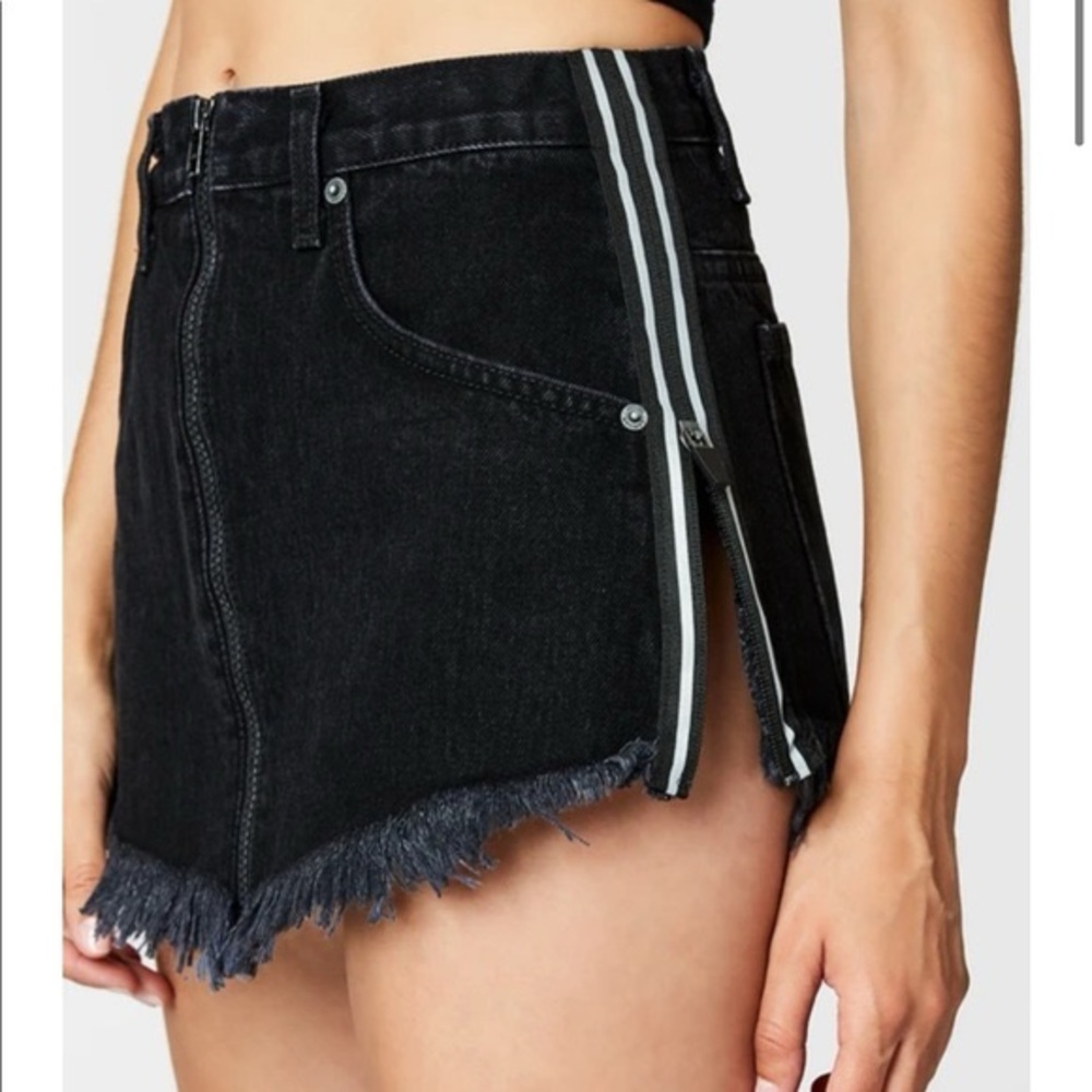 Carmar denim black zipper skirt 25
